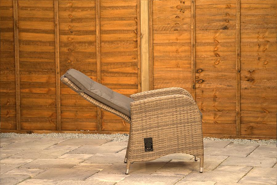 Burbage 4 Seater Round Reclining Dining Set in Cappuccino Rattan